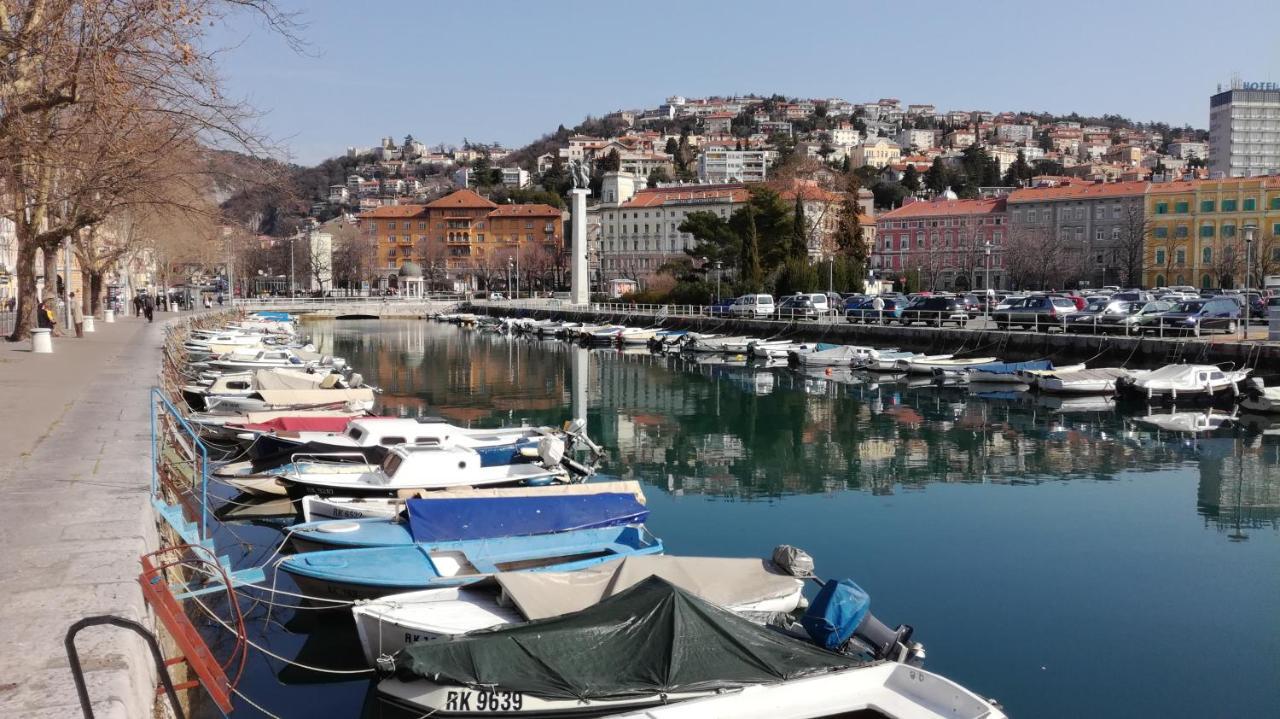 Sea And Mountain Lejlighed Rijeka Eksteriør billede